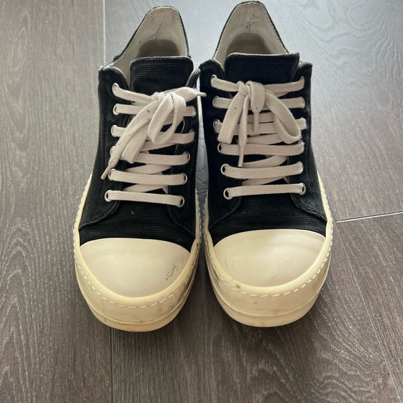 Authentic Rick Owens DRKSHDW Black Low Sneakers - Picture 2 of 11